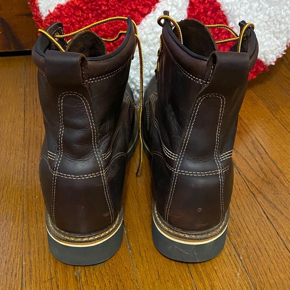Thorogood Men's Rugged Brown Leather Work Boots - Picture 4 of 6